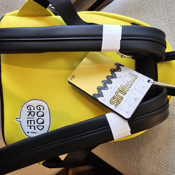 Loungefly Peanuts Charlie Brown  Mini Backpack NWT - Picture 3 of 4